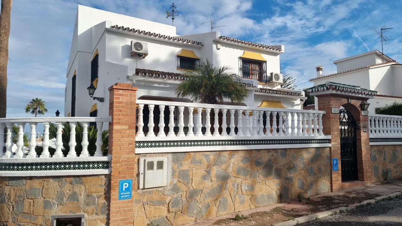 Villa Lucia - Benalmadena Costa ภายนอก รูปภาพ